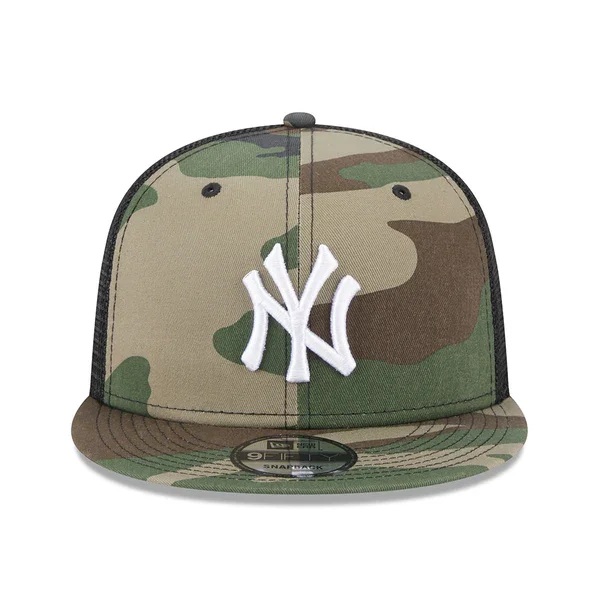 Cool Summer Hat-NEW ERA NEW YORK YANKEES CLASSIC TRUCKER SNAPBACK 9FIFTY-CAMO